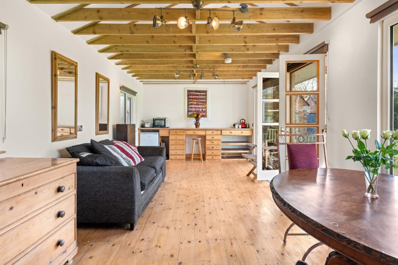 Country House With 7 Bedrooms And 3 Buildings Market Rasen Exterior foto